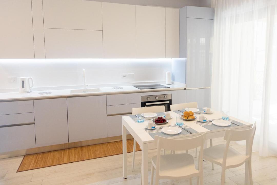 Novatek Apartment 201 Exclusive Пескара Екстериор снимка