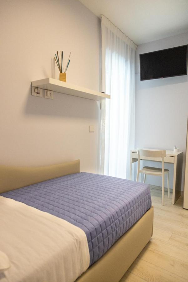 Novatek Apartment 201 Exclusive Пескара Екстериор снимка